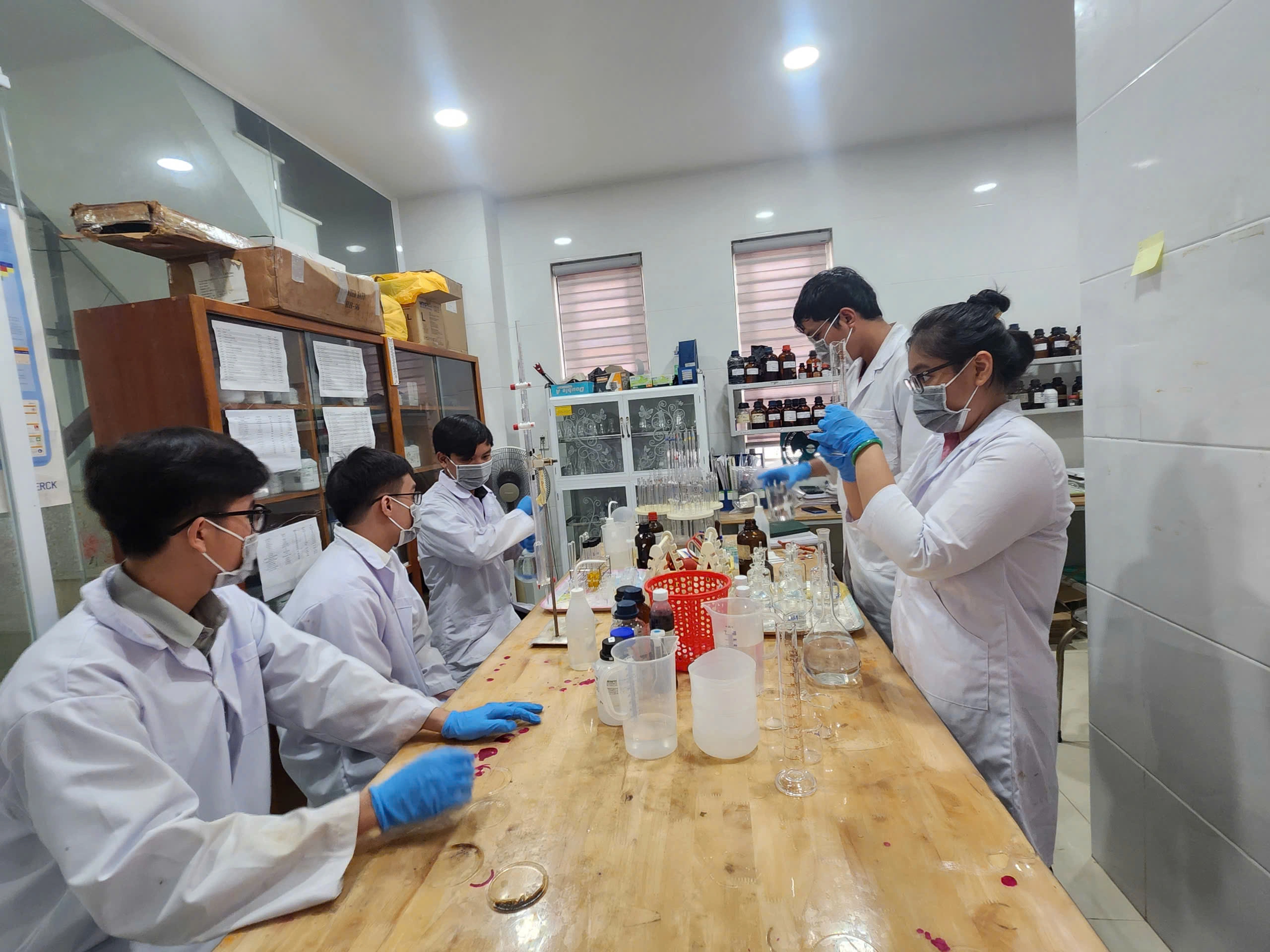 Nghiên Cứu Khoa Học Và Phát Triển Công Nghệ